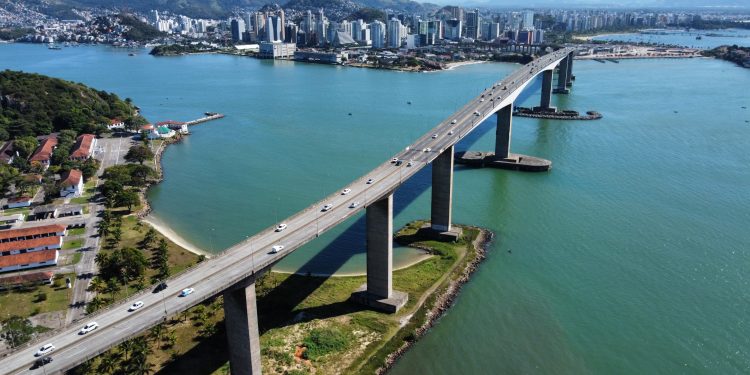 Todos os municípios da Grande Vitória estão acelerando a entrega de obras importantes, apenas coincidência eleitoreira ou eficaz planejamento?